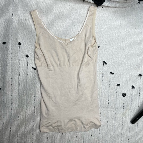 Yummie Tummie Seamless 2-Way Shaping Tank M/L - Picture 2 of 4